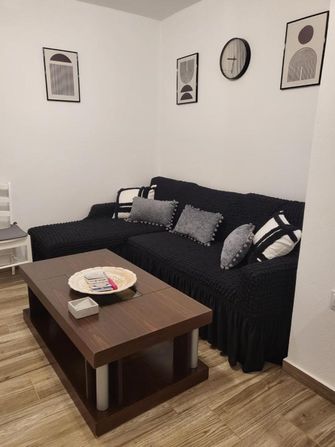 Houlia Home Διαμέρισμα Με Δωρεάν Χώρο Στάθμευσης Steniaí Buitenkant foto