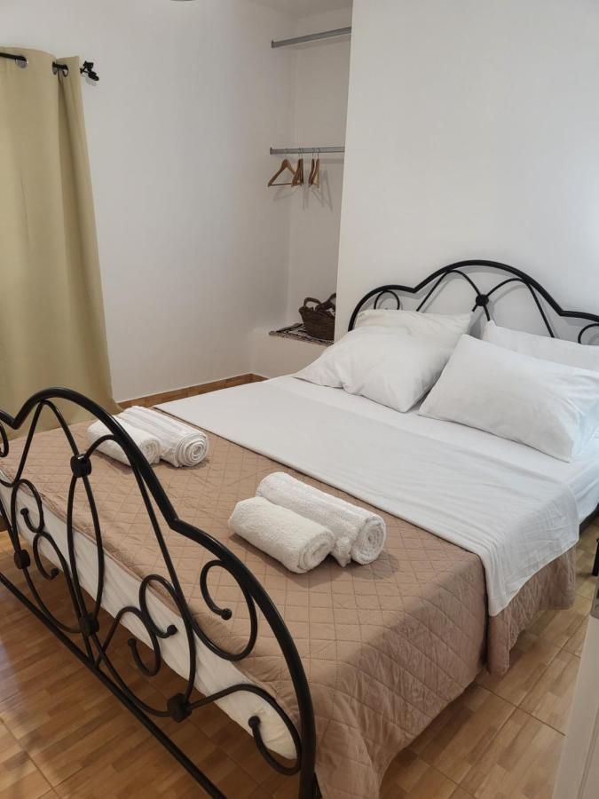 Houlia Home Διαμέρισμα Με Δωρεάν Χώρο Στάθμευσης Steniaí Buitenkant foto