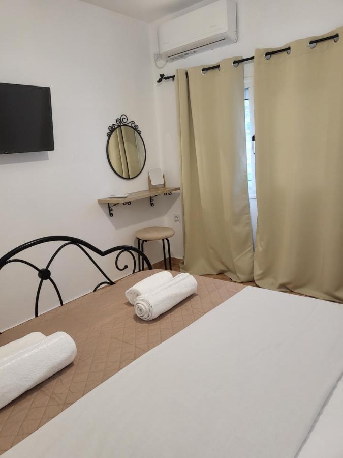 Houlia Home Διαμέρισμα Με Δωρεάν Χώρο Στάθμευσης Steniaí Buitenkant foto