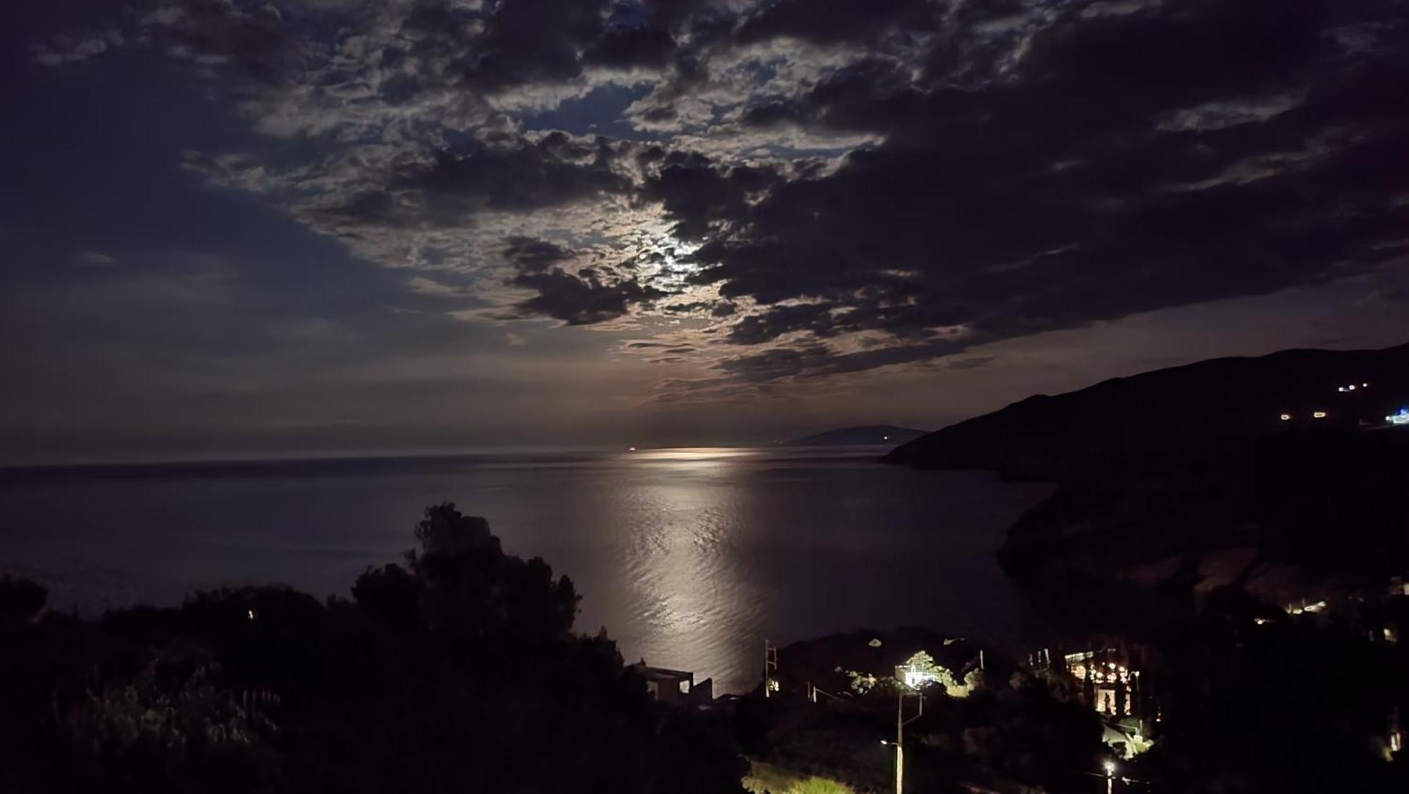 Houlia Home Διαμέρισμα Με Δωρεάν Χώρο Στάθμευσης Steniaí Buitenkant foto